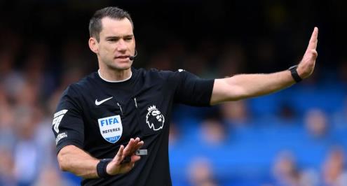 بعد إصابة بروكس.. تعيين جاريد جيليت حكما لمباراة الدرع الخيرية بين مانشستر يونايتد وسيتي